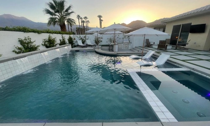 La Quinta House | NEW Listing in La Quinta – Stunning Vacation Home!