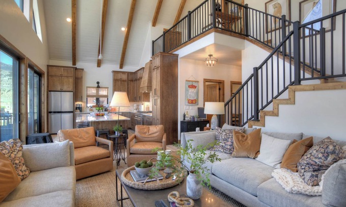 Creede House | New Listing! New Construction - Luxury Private Home - Views of Bristol Head