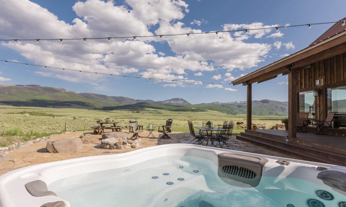 Creede Cabin | New listing! Newly constructed on 77 Acres of Solitude, Amazing Views & Hot Tub