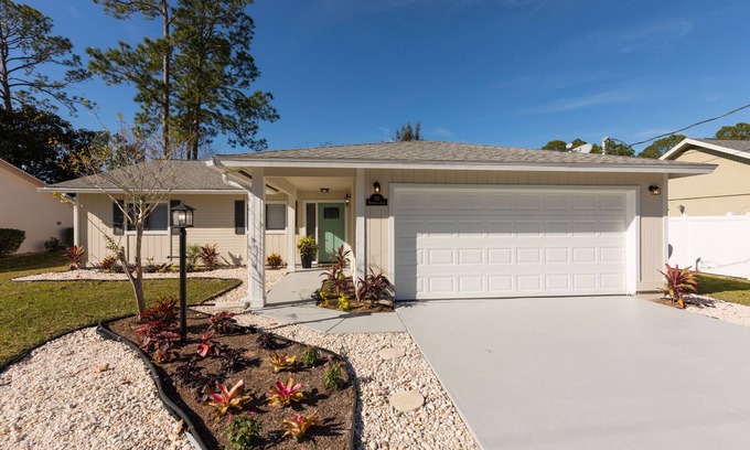 Palm Coast House | New listing Pine lakes Golf Resort with spectacular views