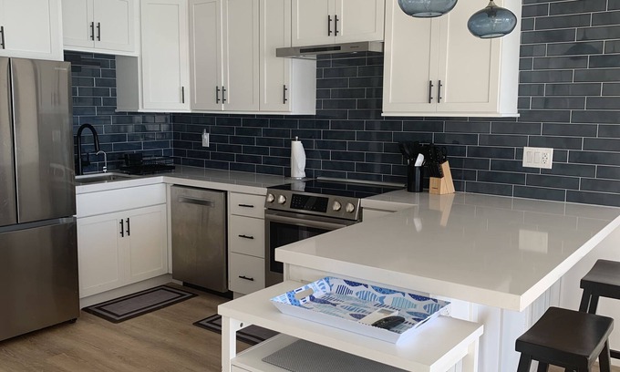 Solana Beach Condo | NEW LISTING! REMODELED! Sea and Sand, Stunning Top Floor Oceanfront Condo