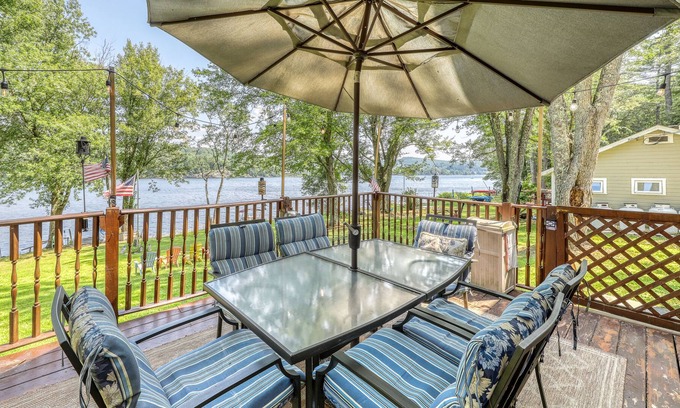 Castleton House | New listing! Waterfront, dog-friendly home w/ a full kitchen & beach access!