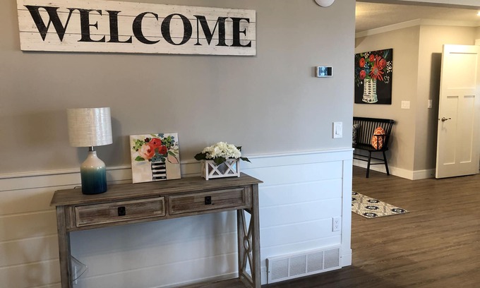 Traverse City House | NEW LISTING - West Bay View - Upscale newly renovated cottage on M-22
