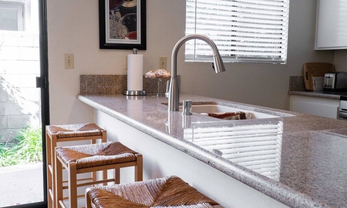 Carlsbad House | New Listing - Zen Retreat - Steps from the Beach