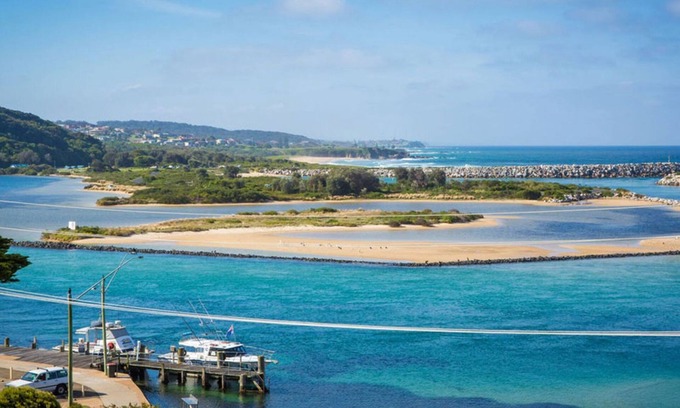 Narooma Apartment | New look Sapphire Waters unit 2