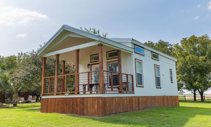 Chilton Cabin | New! Lux Cabin, Bicycling on lush verdant trails