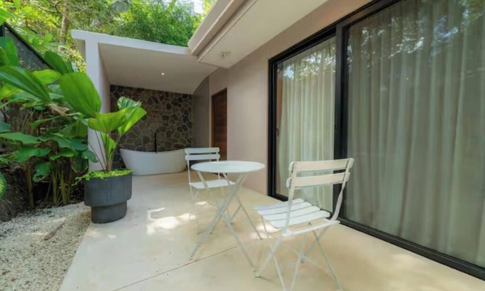 Buenos Aires House | New luxury home in Manzanillo near Santa Teresa