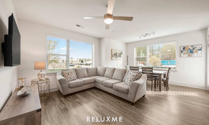 Dixie - Berryhill Apartment | NEW! Luxurious 2BR Apt with Pool, Balcony, Parking