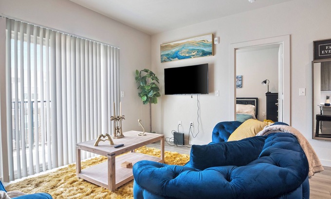 George Bush Park/Eldridge Condo | NEW Luxurious, Spacious 2 bd GATED community