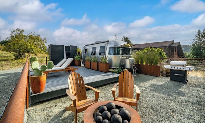 Arroyo Grande House | New: Luxury Airstream Experience on 5 Acres!