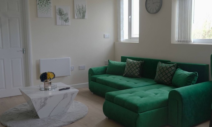 Luton Apartment | New Luxury Apartment in Luton