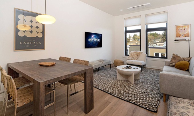 Friday Harbor Condo | New Luxury Condo! Downtown Friday Harbor! HVN 303