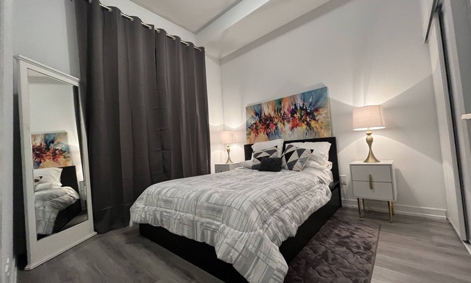 Pickering Condo | New Luxury Condo w/rooftop terrace pool by casino