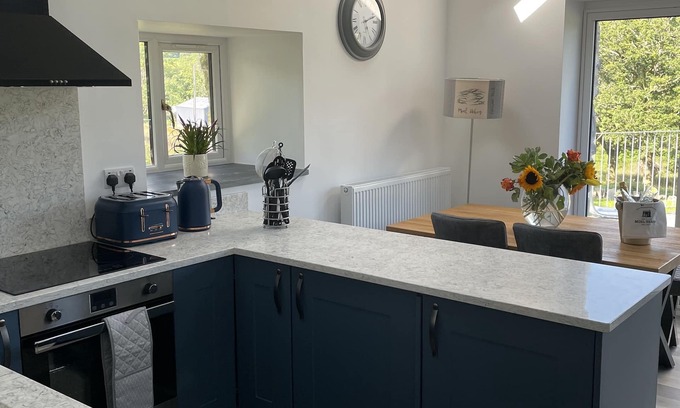Beddgelert House | New luxury converted barn at the foot of Moel Hebog