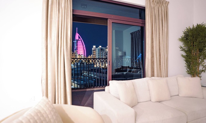 Jumeirah Apartment | NEW: Luxury Dubai Apartment | Burj Al Arab View