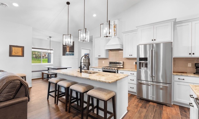 Rochester House | New Luxury Home in Rochester
