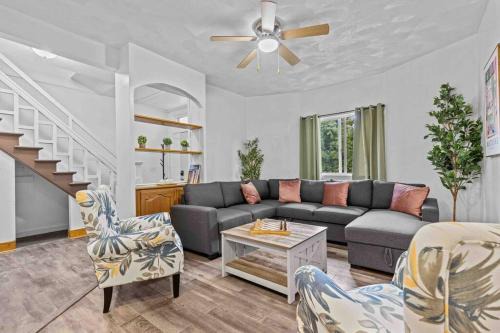 Janesville Villa | New Luxury House in the Heart of Janesville