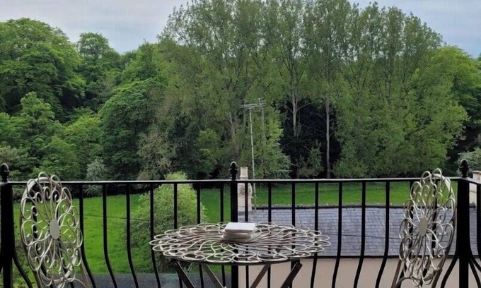 Knaresborough Apartment | "NEW" Luxury Penthouse on Waterside Knaresborough