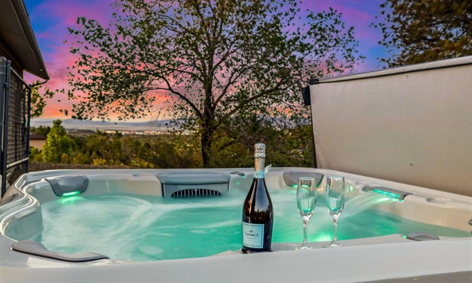 Lynx Mountain View Estates House | New Luxury Prescott Lynx B B 4k ft2 Sleeps 22