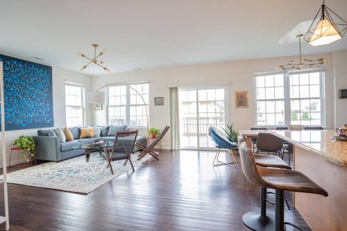 Atlantic City House | NEW Luxury Quiet Island Atlantic City Getaway