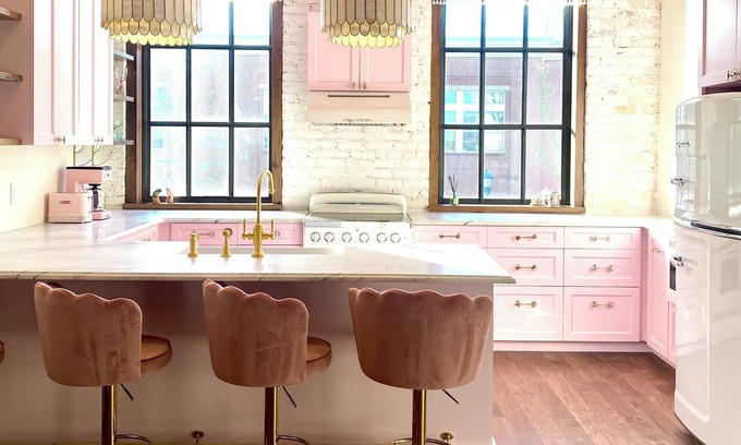 Downtown Chattanooga Apartment | NEW luxury retro loft in heart of historic, walkable Southside district