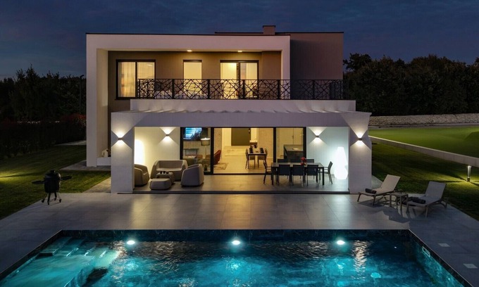 Butkovici Villa | New! Luxury Villa Alta & Montira two heated pool 50 m2 family bbq
