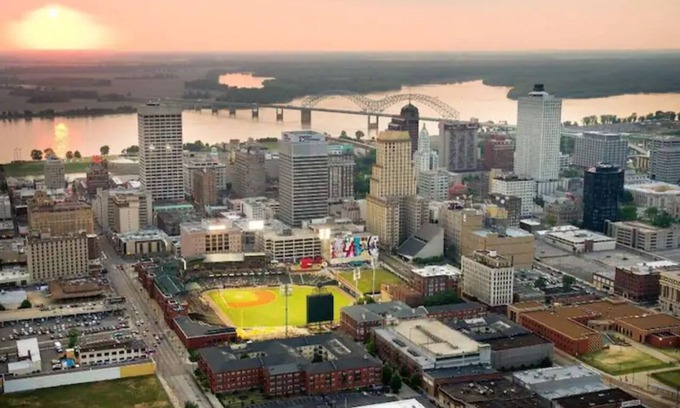 Central Gardens Condo | NEW! Midtown Condo with private balcony