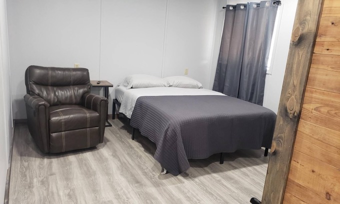Santa Anna Apartment | New mini-suite 2 with view of Santa Anna Mountain