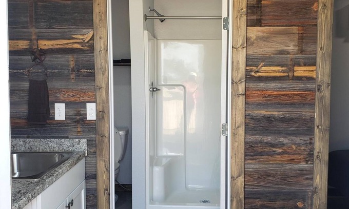 Santa Anna Apartment | New mini-suite 3 with view of Santa Anna Mountain