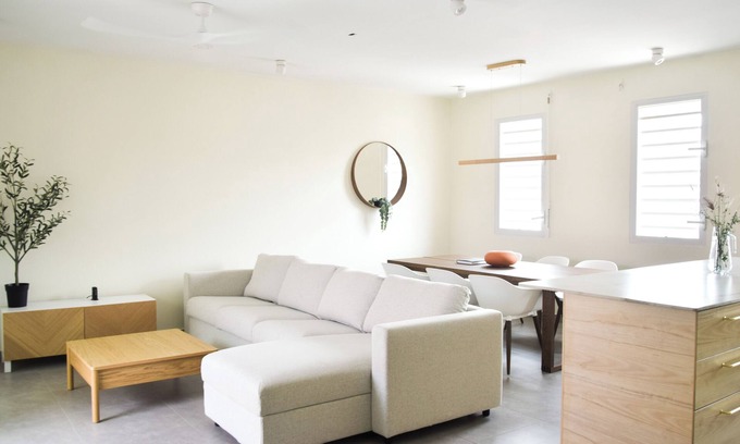 Little Bay Apartment | New Modern 3-bedroom apartment in Sint Maarten