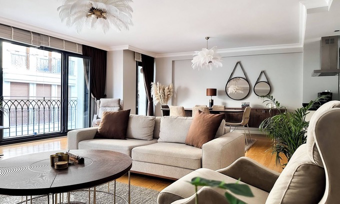 Cihangir Apartment | New! Modern 3B Apartment in Central Cihangir