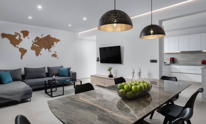 Rhodes Apartment | New modern and cosy apartment in the city center 100 meters from the sea.