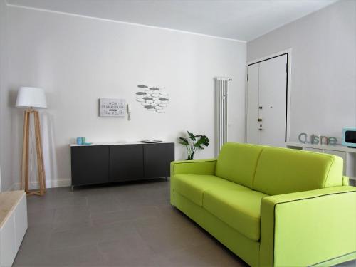 Viserba Apartment | New & modern apartment on the sea