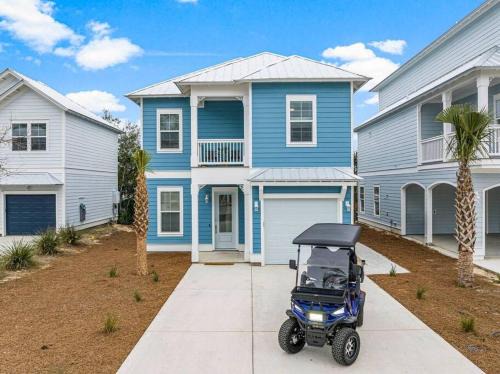 Panama City Beach Villa | NEW! Modern Beach House, Free Golf Cart Included!