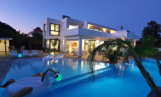 Denia Villa | NEW! Modern Beach Front Villa With HUGE Pool,Jacuzzi, Barbacoa, Parking & Views
