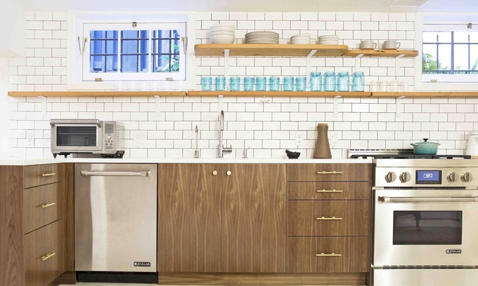 Irvington Apartment | New, Modern Chef's Dream in Historic Turret House in Irvington!