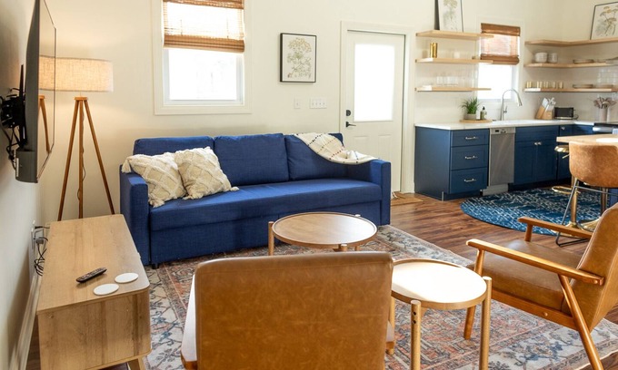 Chattanooga House | NEW Modern Guest House in Southside