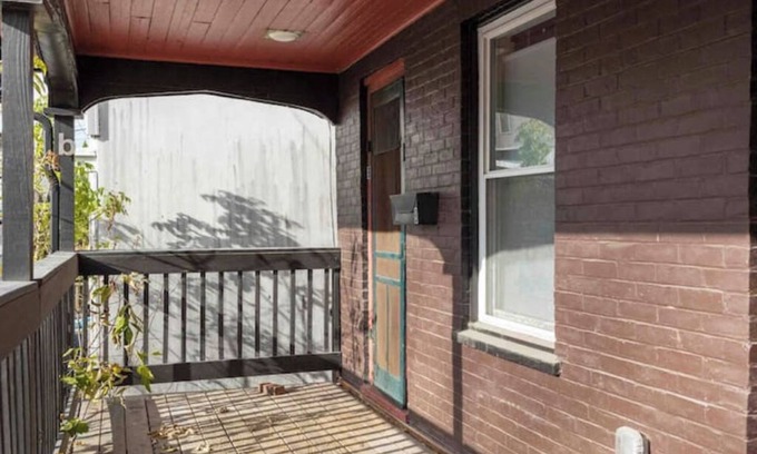 Winooski Apartment | NEW Modern-Mini: parking. downtown Winooskinnn