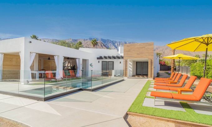 Little Tuscany House | New Modern Palm Springs Resort - 5 Mins to Downtown