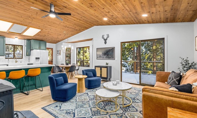 Cold Springs Cabin | New- Modern Retreat- 4 miles to Pinecrest Lake! EV Charger!