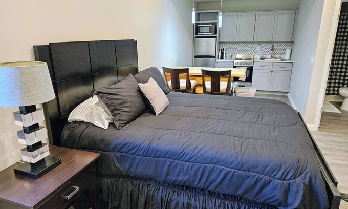 Maryville Apartment | New Modern Studio in Maryville (Unit 105)