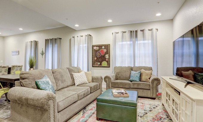 West Colfax House | *New* Modern Townhome w/Rooftop Deck