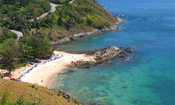 Nai Harn House | New near the beach Nai Harrn