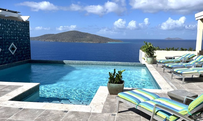 Estate Peterborg Villa | NEW OCEAN VIEW HOME! OCT SPECIAL 19th to 24th 50% Discount