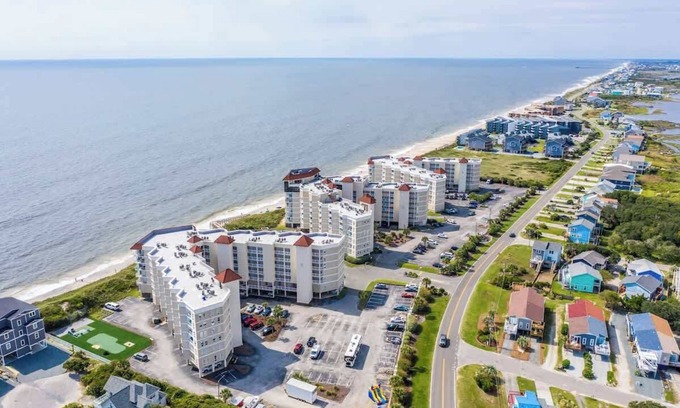 Sneads Ferry Condo | New! Oceanfront Resort 2BR Condo with Views!