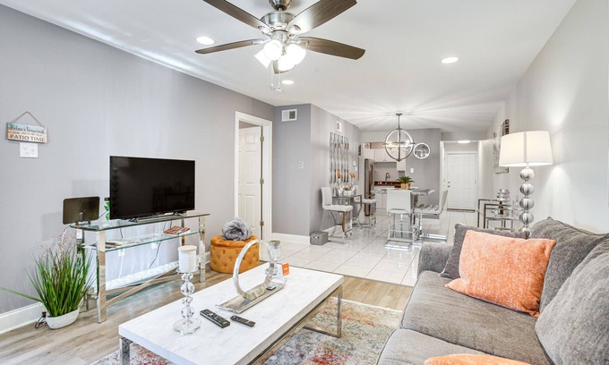 West End Condo | New Orleans Condo w/ Pool, 7 Mi to French Quarters