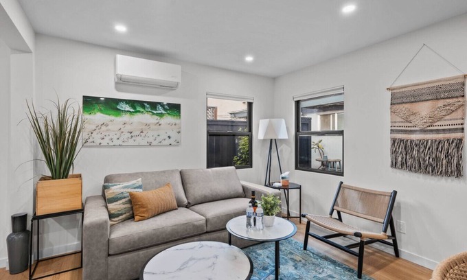 North Pacific Beach Apartment | New Pacific Beach Surf Nook