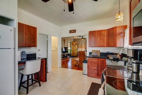 Hilo House | NEW Paddler's Inn- 3BR Hilo Downtown