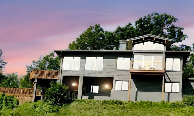 Naples House | New! Panorama Lakeview Place: Canandaigua Lake escape w pool, game room & more!