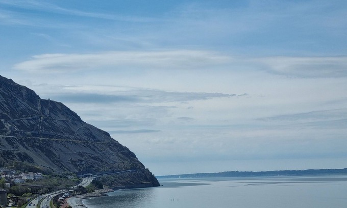 Penmaenmawr Apartment | New penthouse apartment with stunning sea views